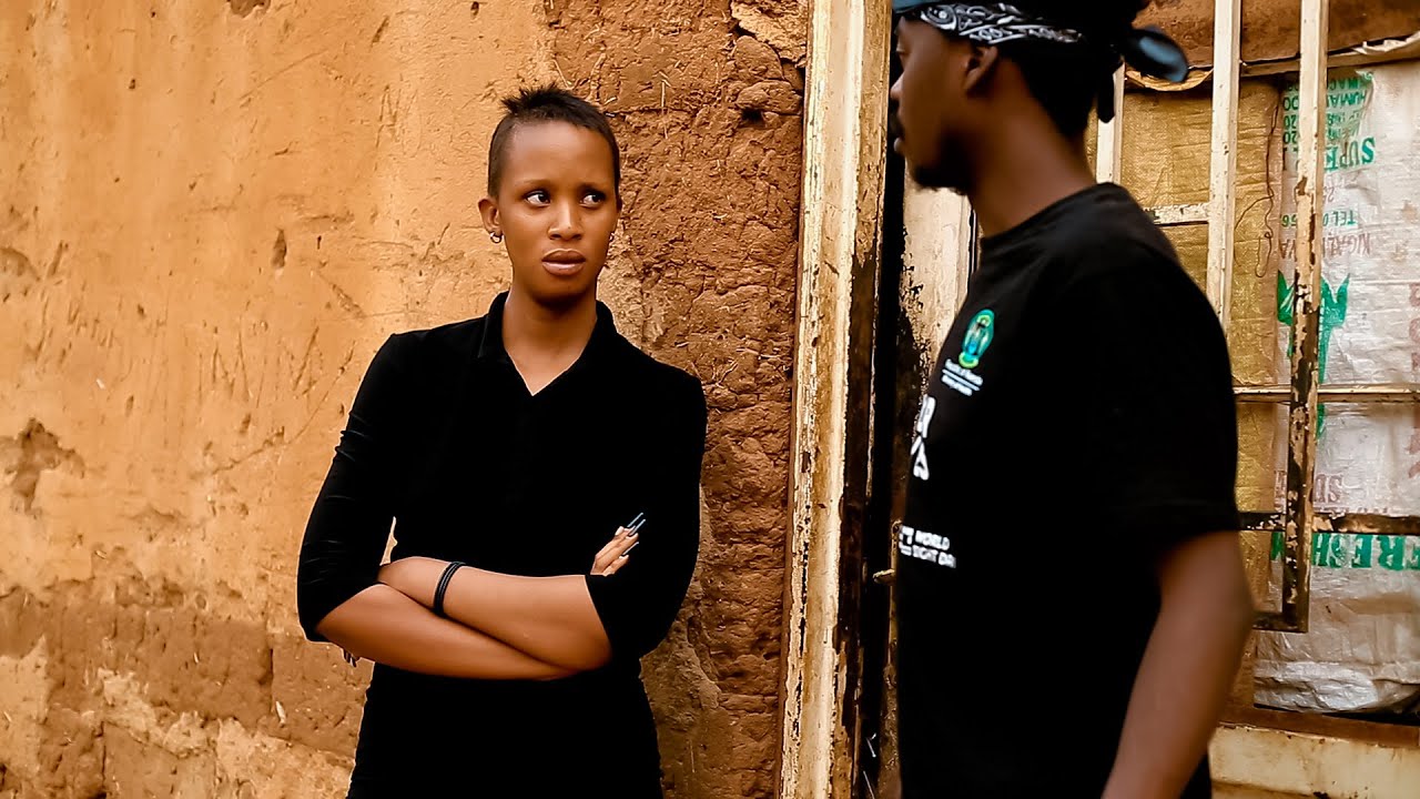 Gukundana Numukobwa Womucyaro Urugo Rwa REGIS Na MIKI Ruramusajije😲:REGIS SKITS