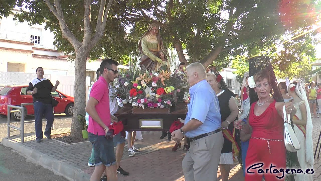 Una solemne procesión culminó las Fiestas Patronales de Santa Ana
