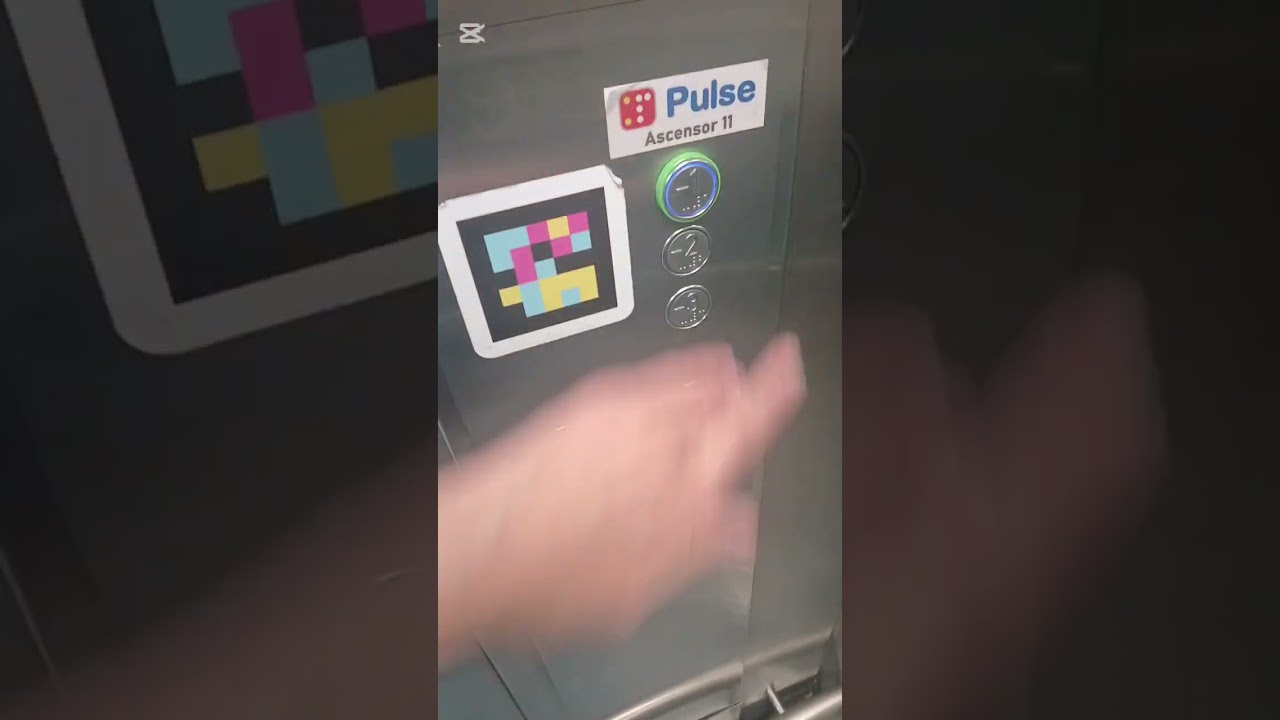 2 ascensores del cercanías renfe y 1 ascensor del metro nuevos ministerios 