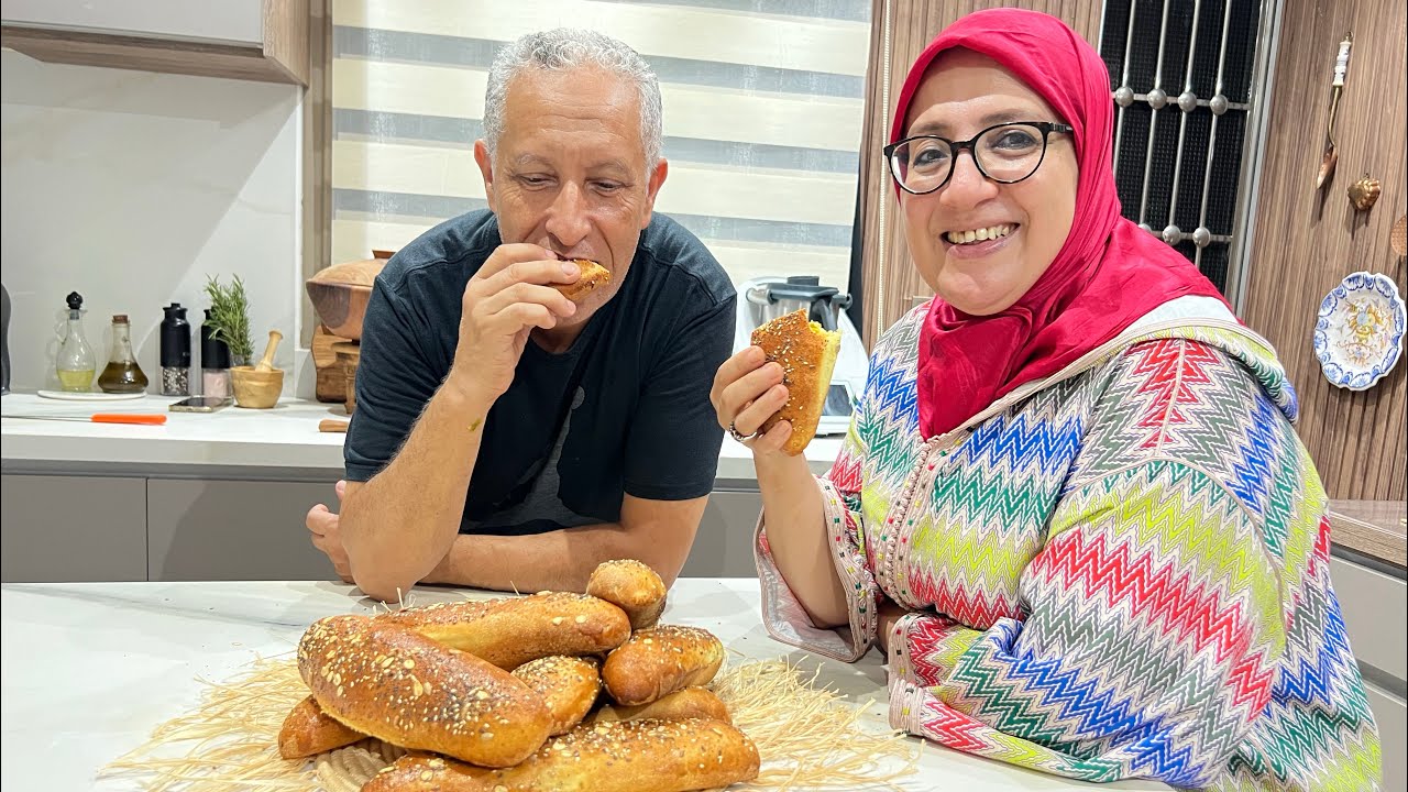 الوجبات المدرسية و غداء العمل عندي ليكم سندويتشات جاهزين و معمرين بحشوة بنينة و سهلين تهزوهوم معاكم