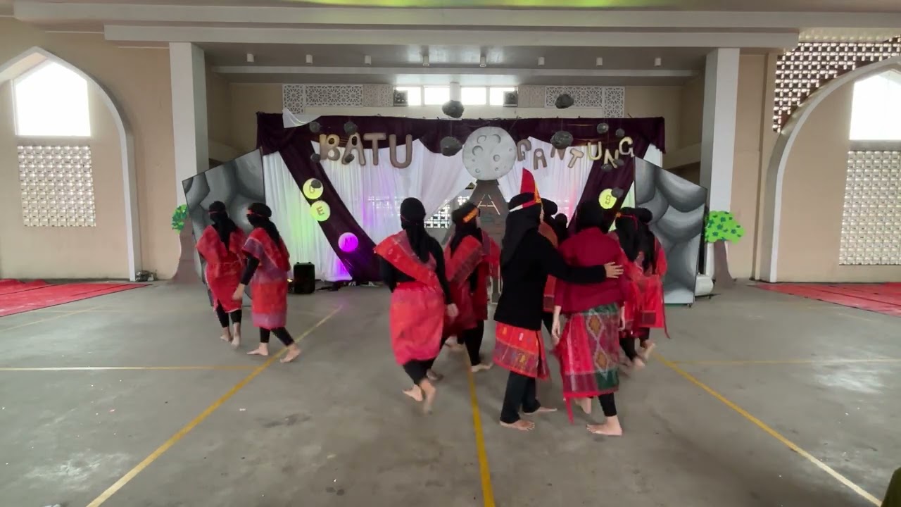 BATU GANTUNG SMK INSAN TAZAKKA #indonesiakaya 