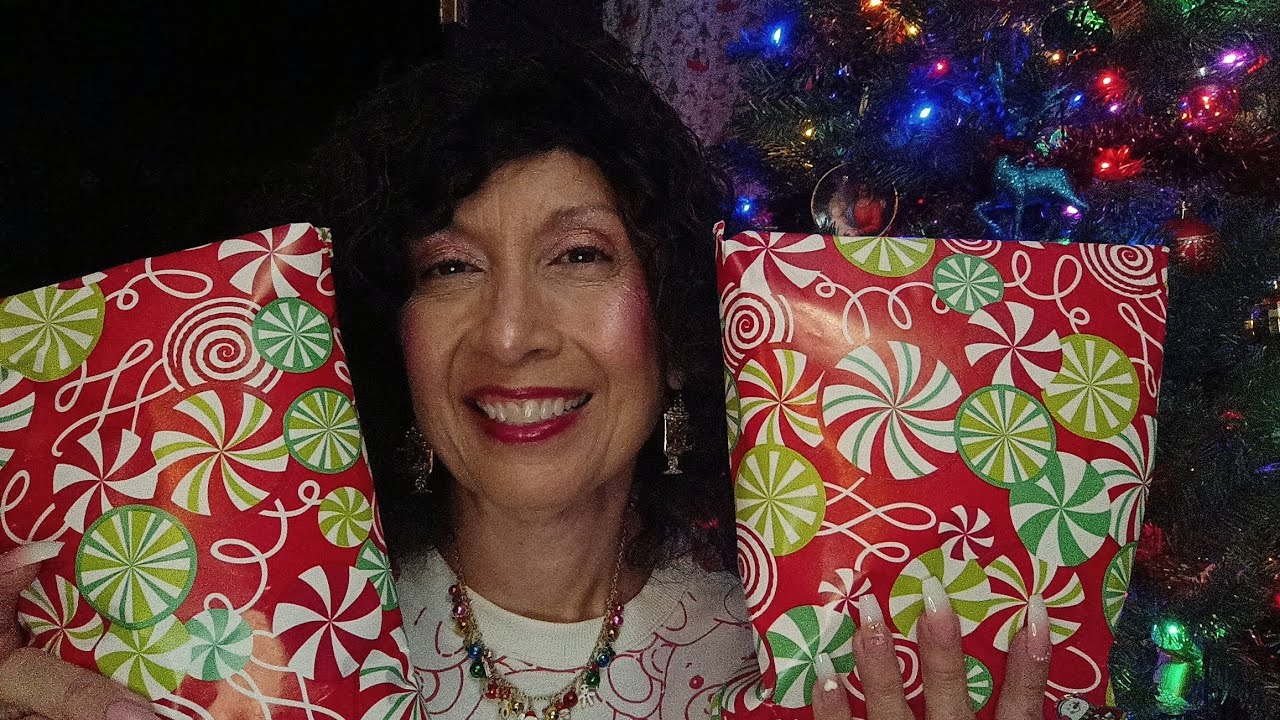 ASMR 🐻🍭 UNBOXING Christmas Care Package 🎄 from @CherylJones-f1x 🎁 Part 1 