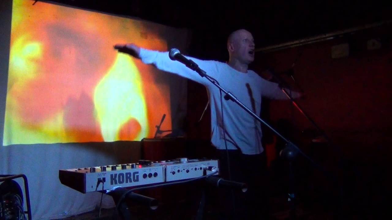 Parade Ground - Strange World (Live @ Waveteef 08-04-2016)
