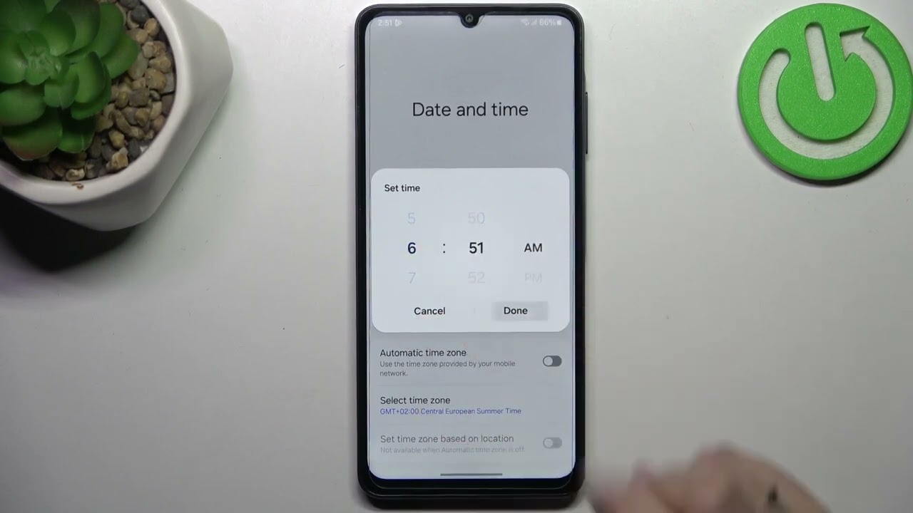 Wie &auml;ndere ich Datum und Uhrzeit beim SAMSUNG Galaxy M05?