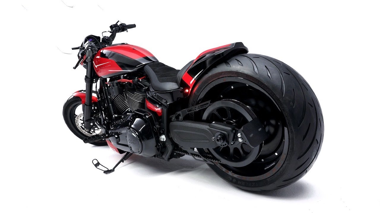 #Custom #Harley-Davidson #Softail #FXDRS - Rosso corsa