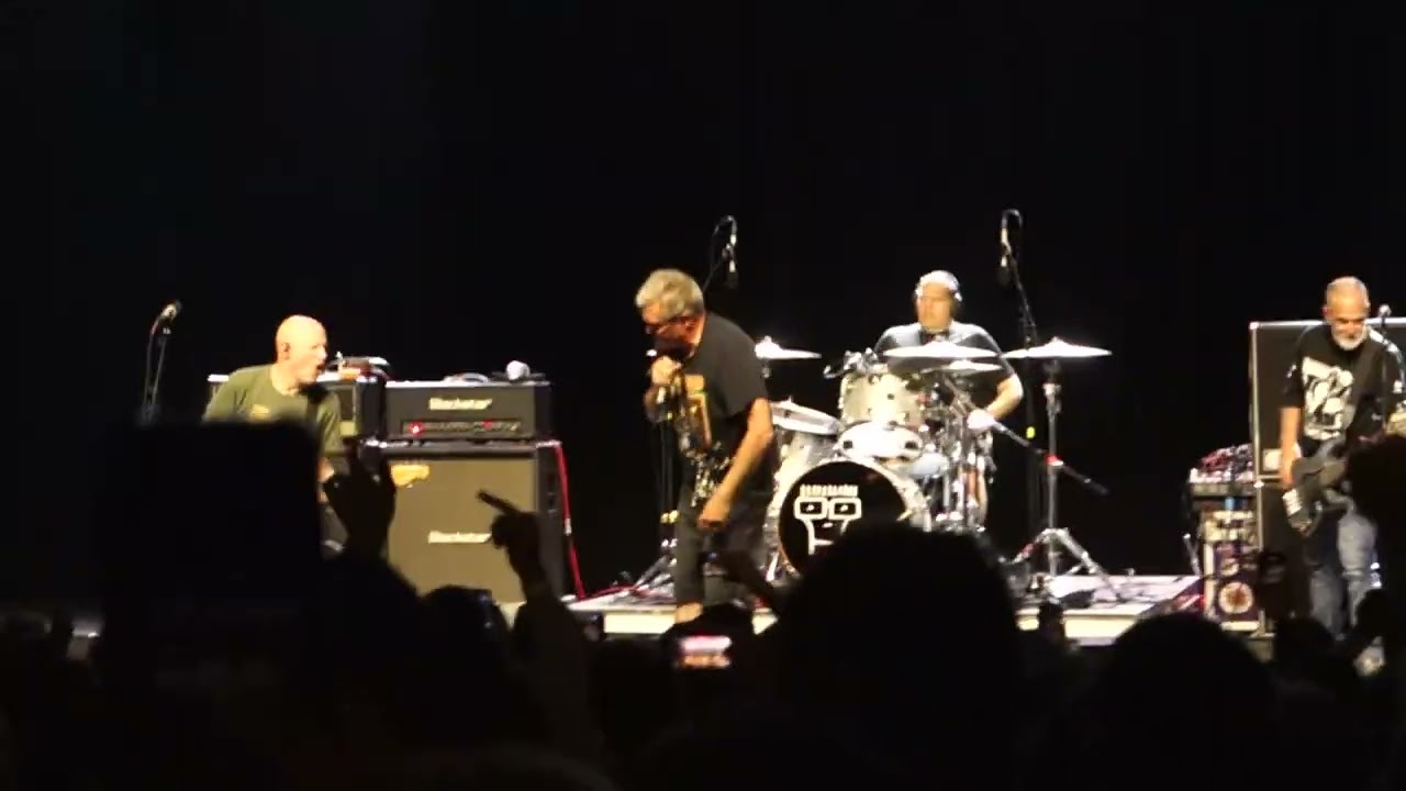 Descendents  Everything Sux  2026  Tucson, AZ