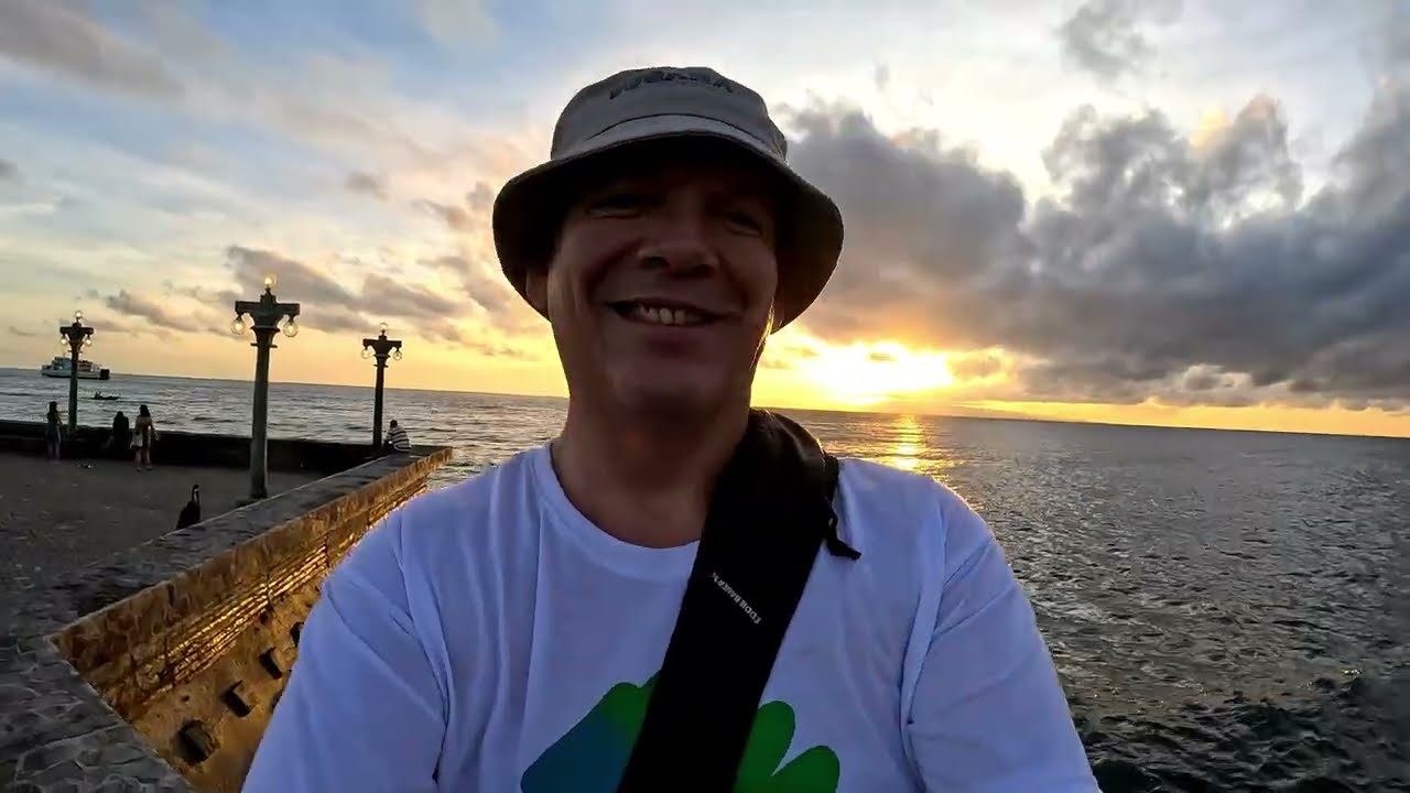 Dumaguete Negros Oriental #BrianEnjoyingSimpleLife Sunrise Walk Along Waterfront