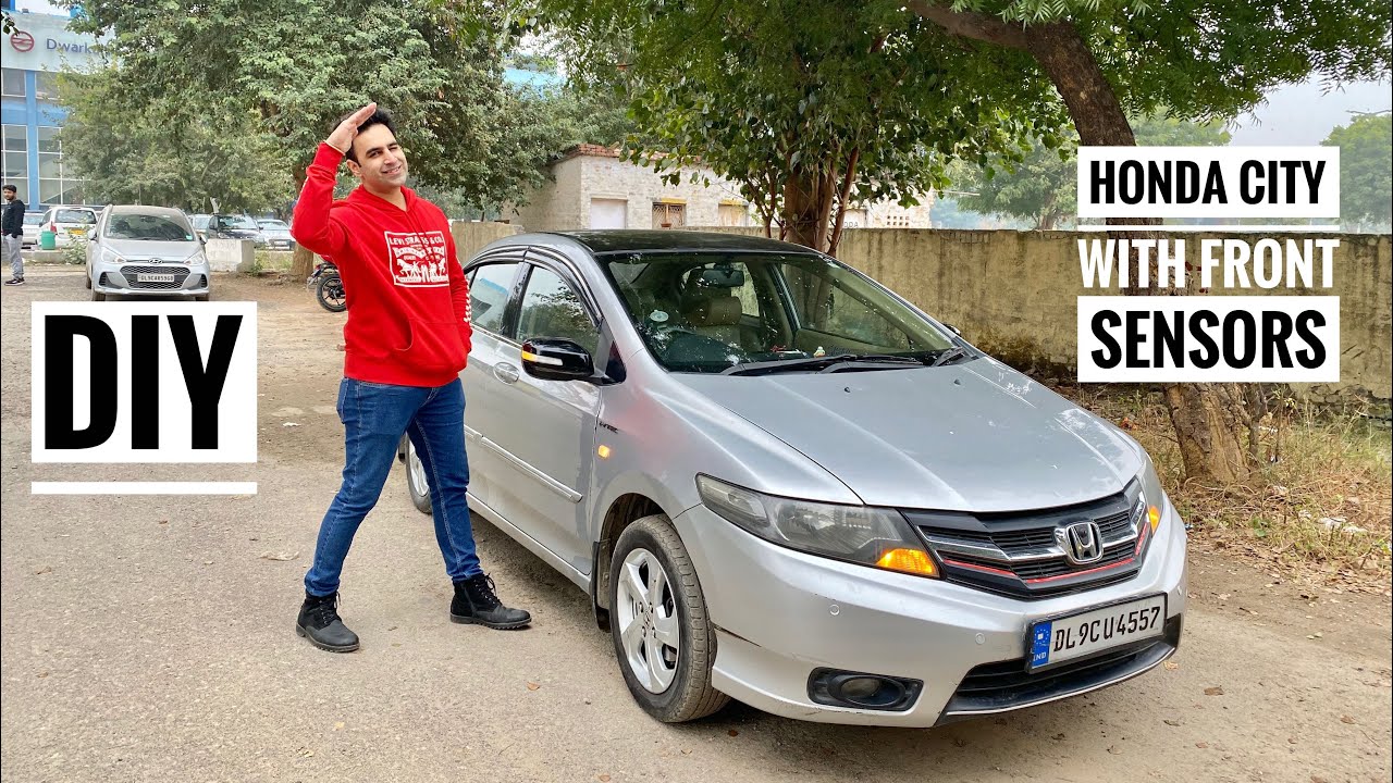 Modified Honda City With Front Sensors &  DIY Features | City With Civic Mounted Controls | Musafir