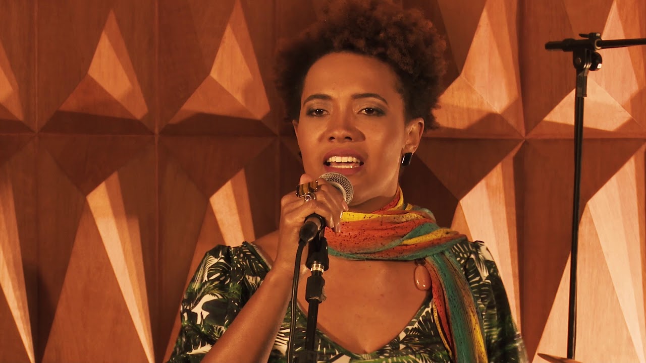 O Tempo Sou Eu - CARLA MUZAG