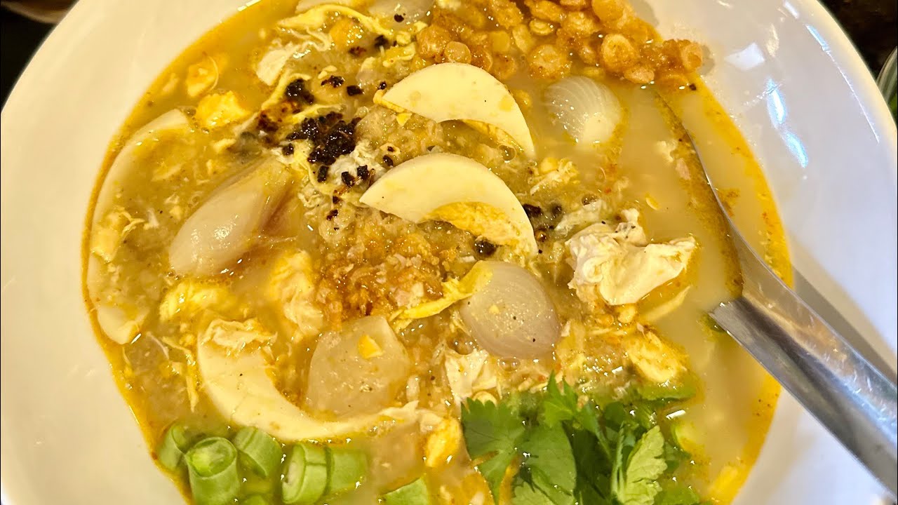 [4K] Delicious and delicious Burmese Mohinga 😋.