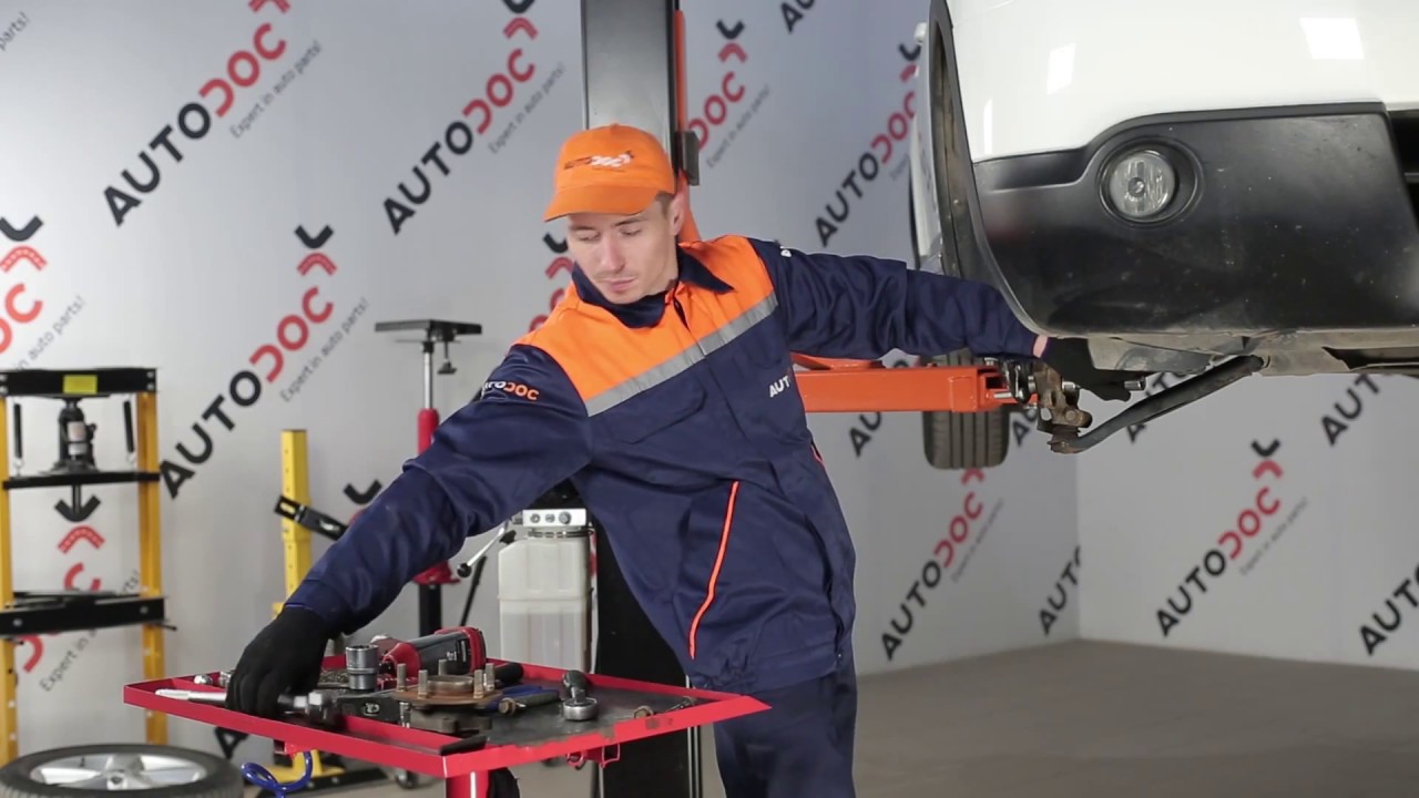 Comment remplacer des roulement de roues avant sur une NISSAN QASHQAI 1 TUTORIEL | AUTODOC