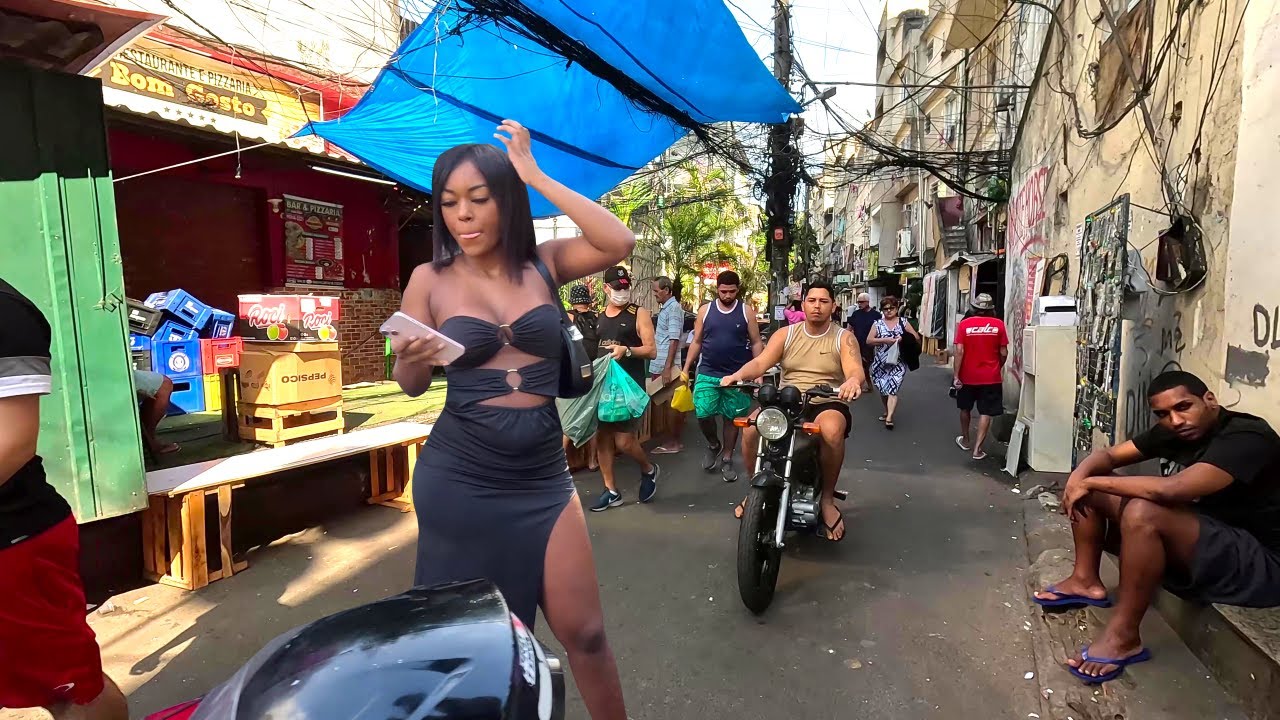 🇧🇷Walking in the Largest Favela in Rio de Janeiro | Brazil