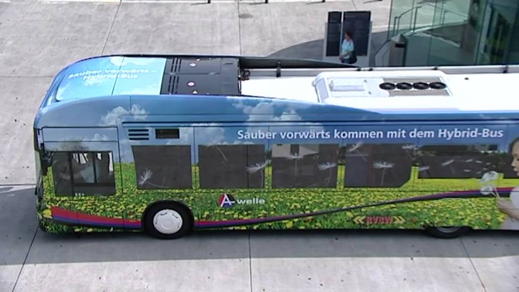 Hybridbus und neue Leitstelle der RVBW