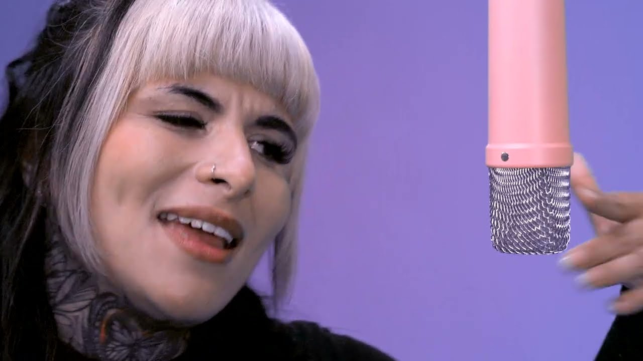 FEBACK - AMOR EN REBELDÍA (COLOR SESSION)