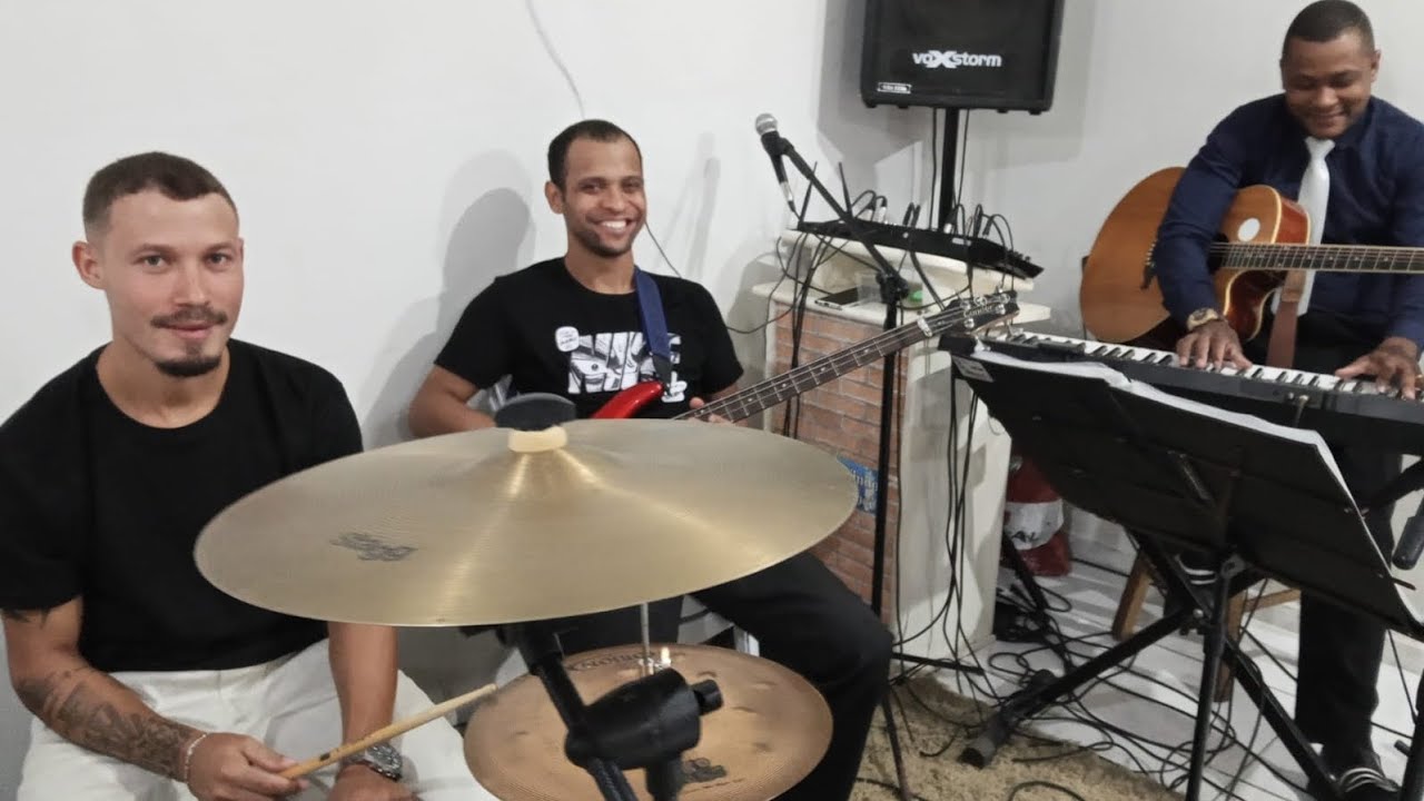 Medley e escudo - video oficial