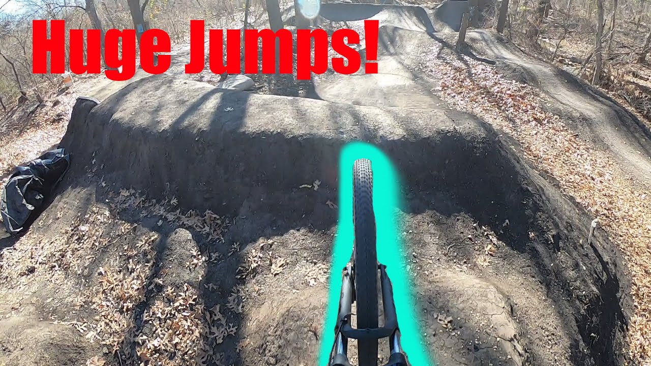Katie Jackson trail JUMPS and CRASHES!!