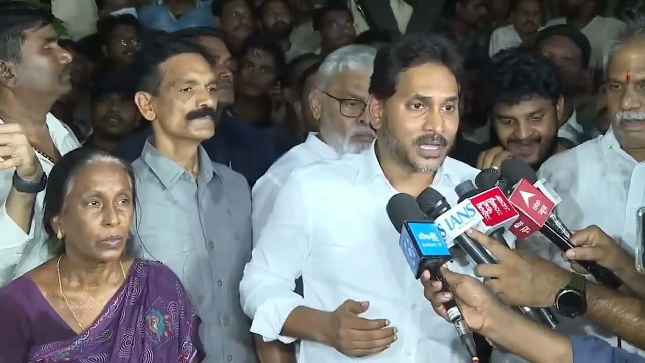 YS Jagan demands CBI inquiry into Sai Krishna's death