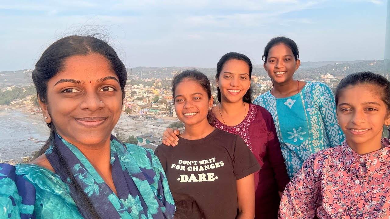 Chala baghayala real madhe light house ksa disto🌊😍❤️ #viralvideo #lighthouse #vlog #marathivlog 