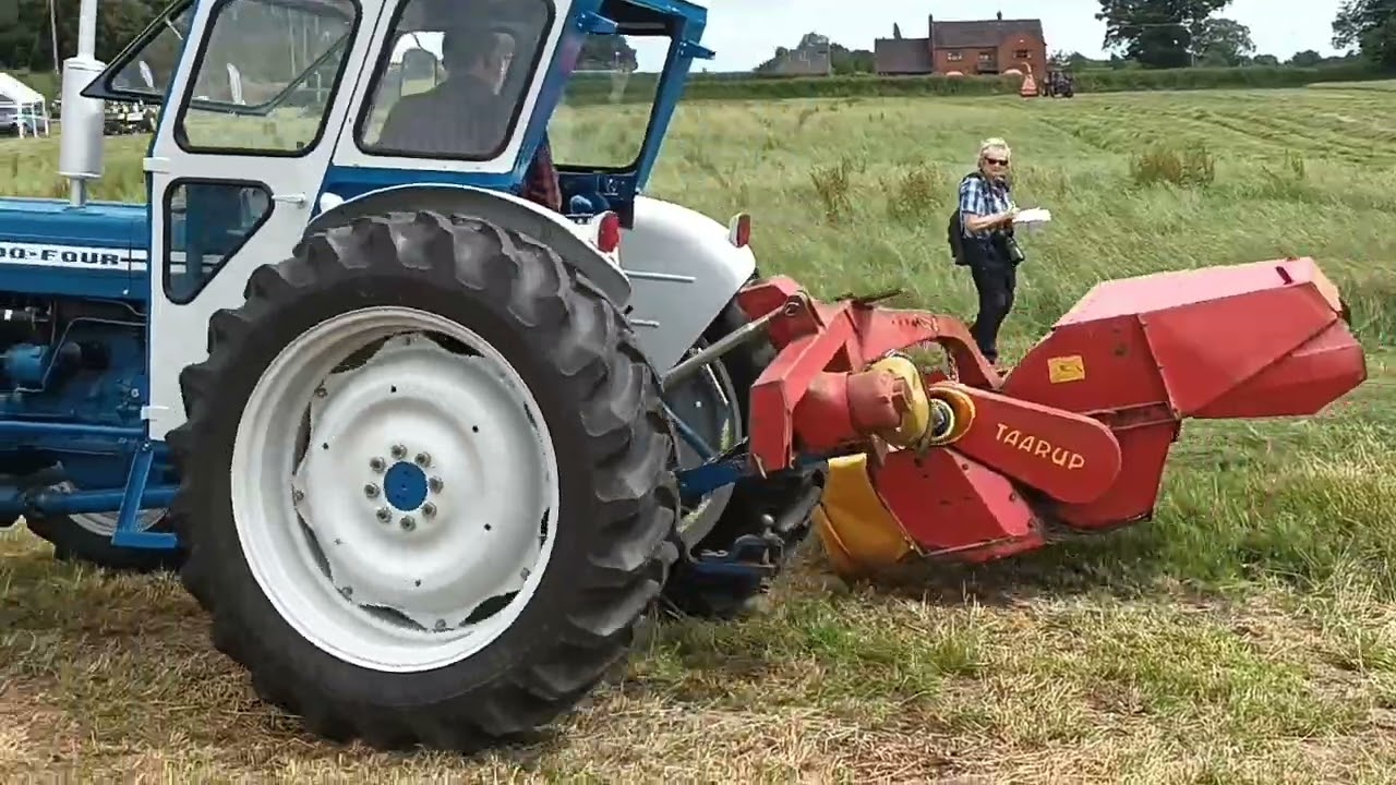Classic working silage day.  Leominster 2023. Part 1 Mowing