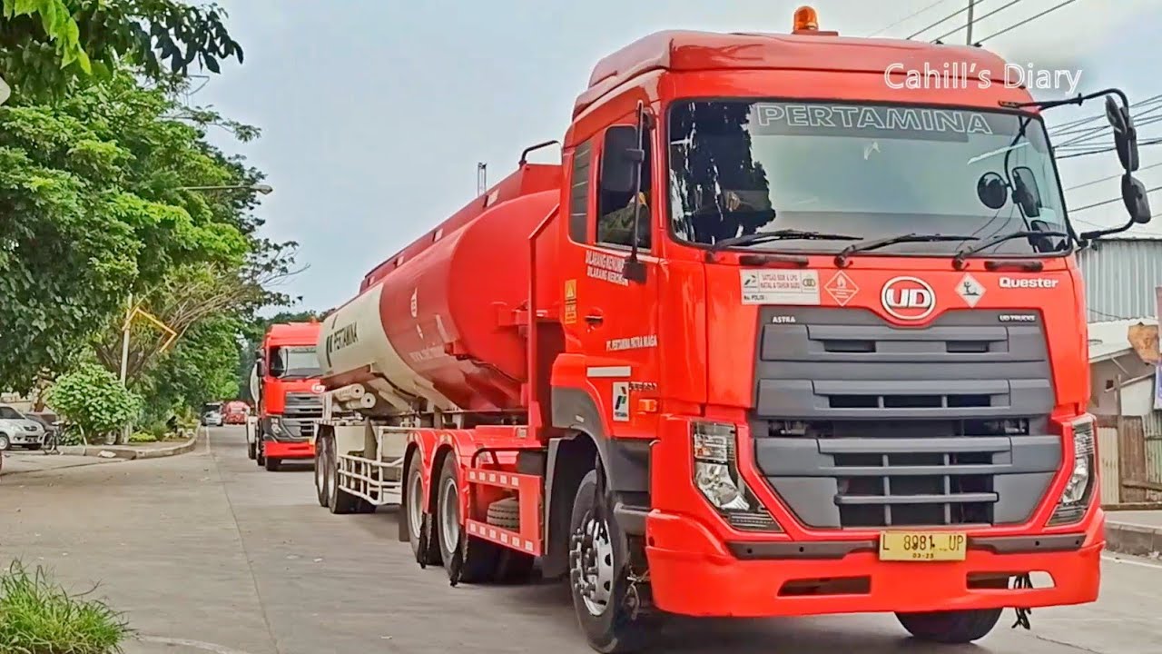 Edisi Konvoi Truk-truk Pertamina | UD Truck Quester, MAN, Hino Ranger 500, Mercedes-Benz Axor