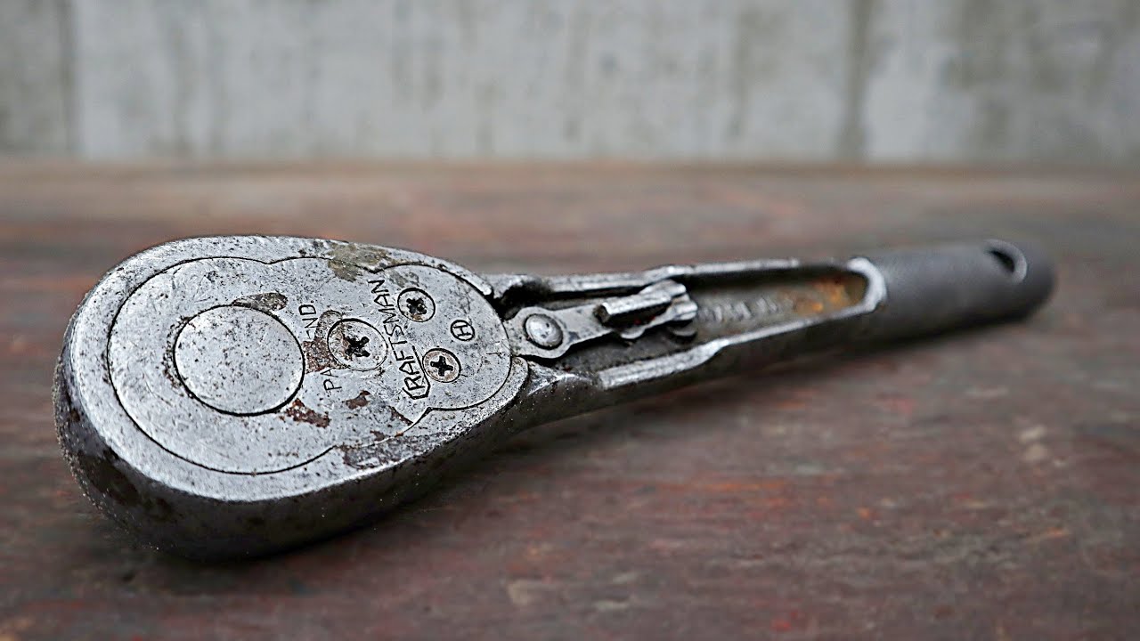 Reviving An 80 Year Old Ratchet (Mirror Polish)