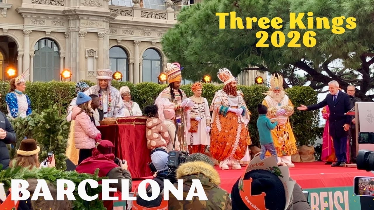 Cabalgata de Reyes Magos 2026 | Three Kings Arrival by Sea in Barcelona, Spain