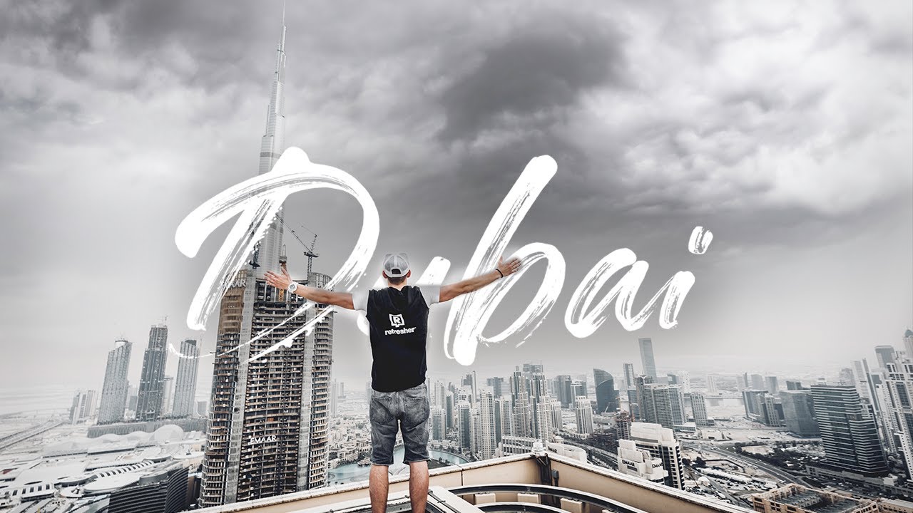 Dubai by Simon Snopek (City in the middle of desert)