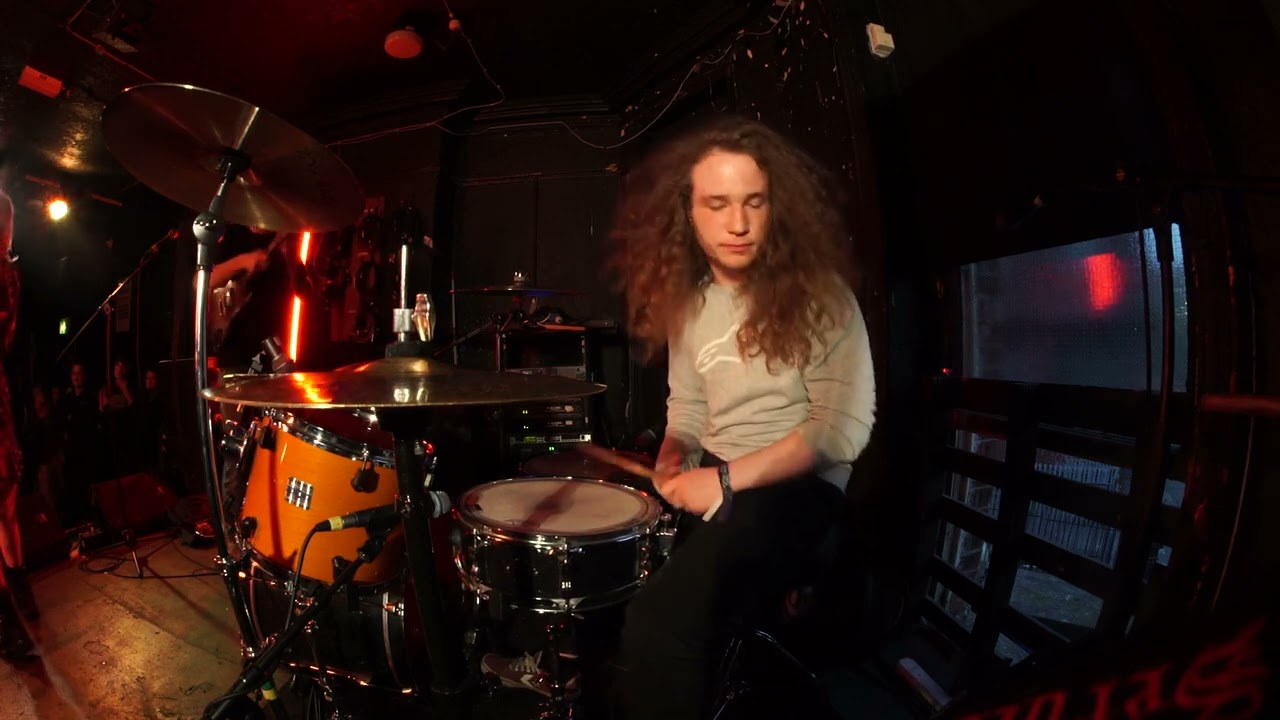 POV: you are sat next to Isaac while he plays a UTI set