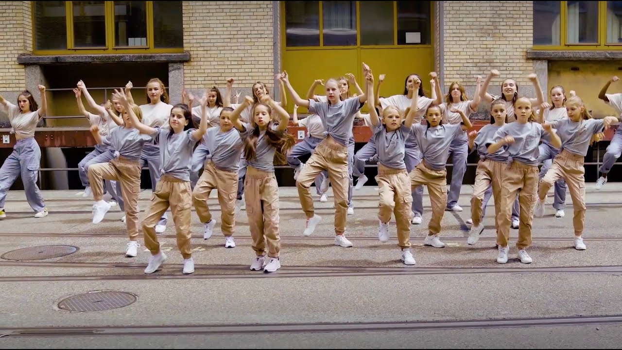 Dance Gallery Effretikon Förderklassen Show me the money - Petey Pablo & Jump - Kris Kross