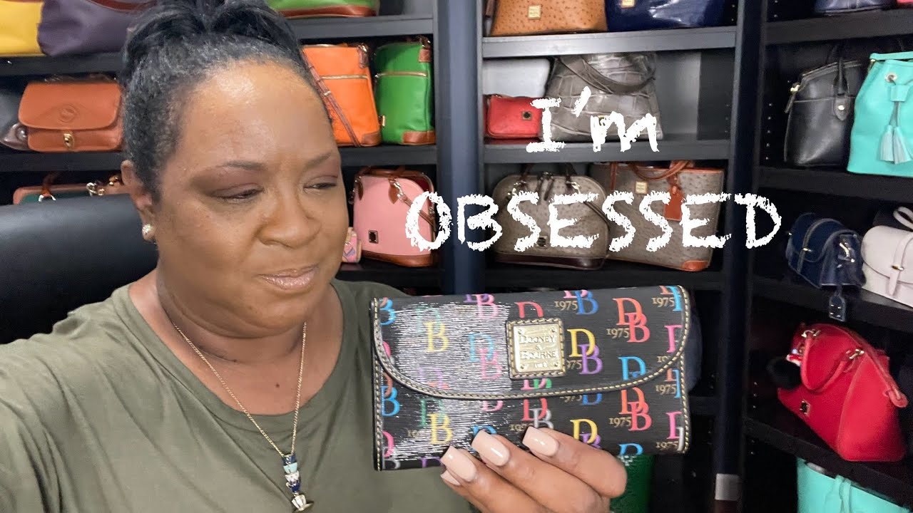 Dooney Chat•I’m Obsessed•I Found Her #dooneyandbourke #handbags #bags #totebag #botd #baglover