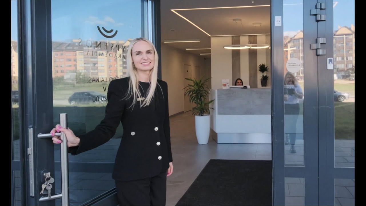 Turas po Vilniaus Bitėnų g. „Šypsenos akademijos“ kliniką