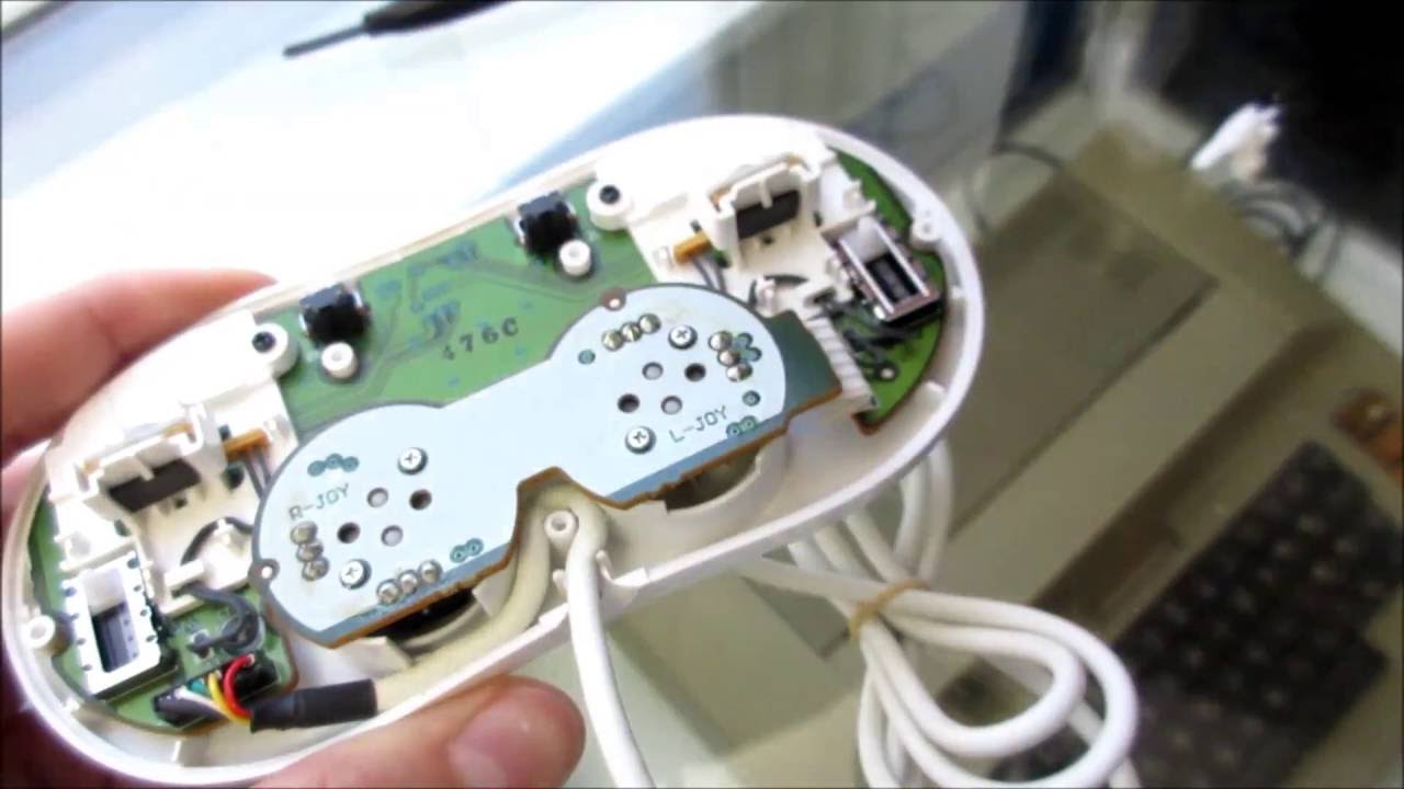 Taking Apart a Dirty Old Wii Classic Controller - Want It? || mmmStephen