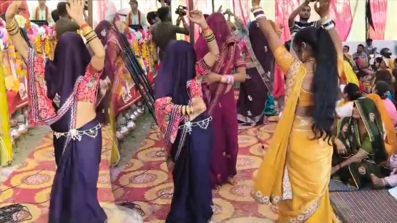 कैसे दे दे हम प्रेम में जिंदगानी !! इस भाभी का सबसे टॉप डांस #अवनीश शास्त्री जी