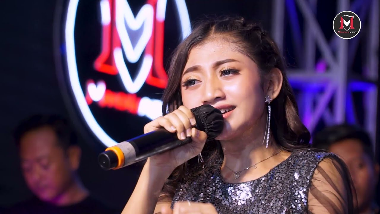 HITAM BUKAN PUTIH - DWI RAHMA BINTANG PANTURA 6 || OM. EVITA FEAT IPHANK SERA (COVER)