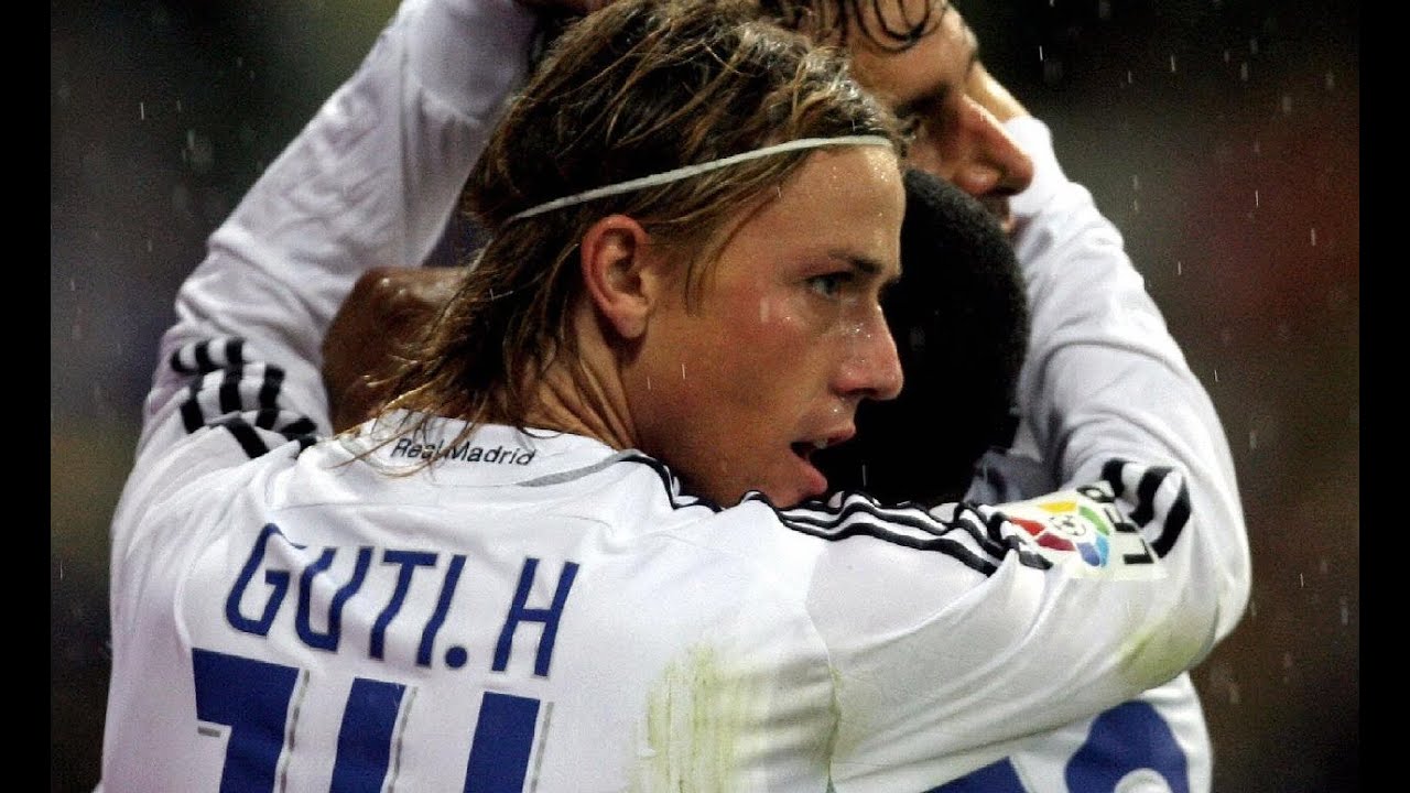 03/04 Away Guti vs Real valladolid