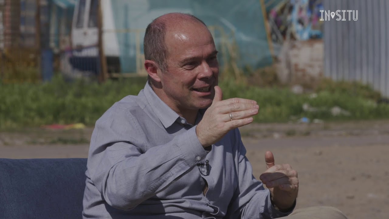 InSitu capítulo 5: Vivir Apretados