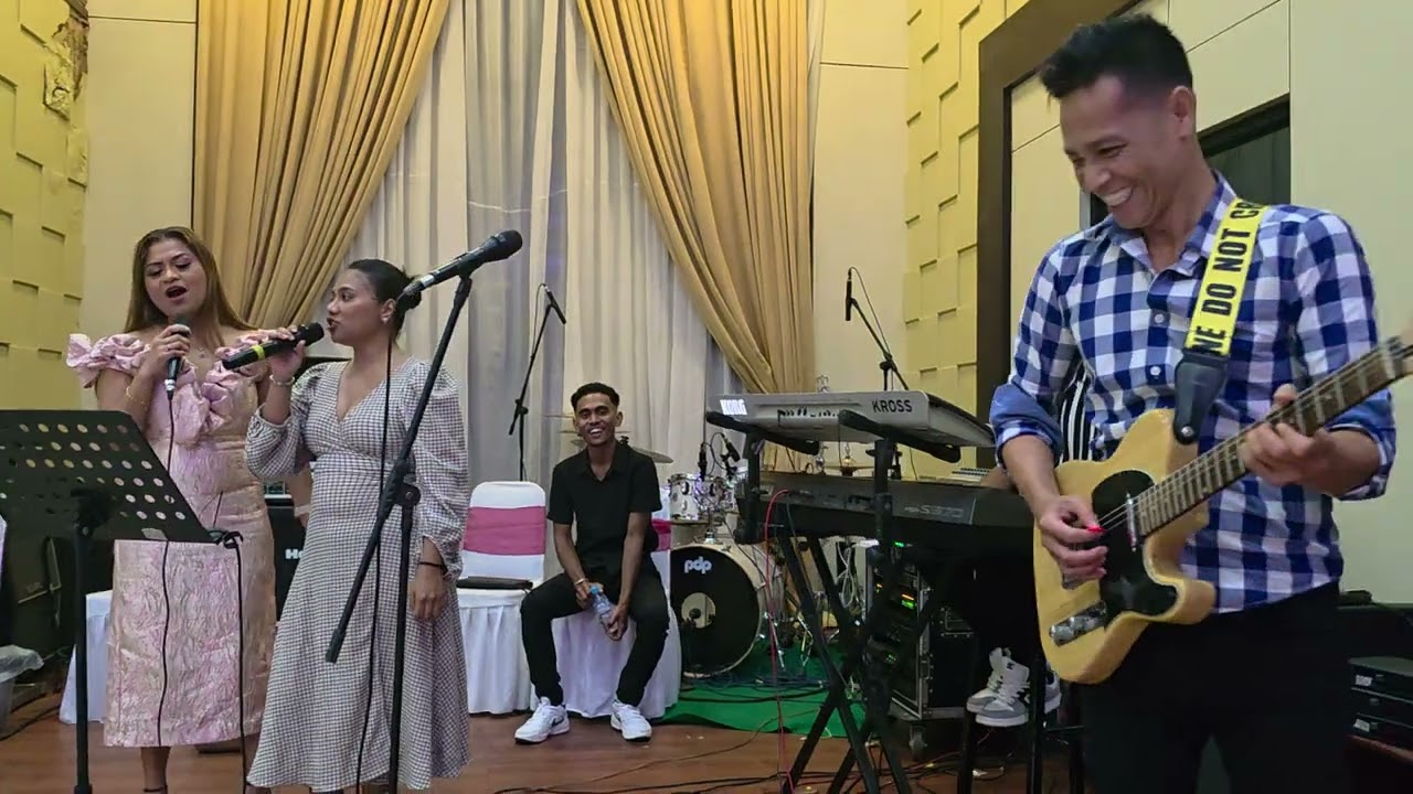mama ( Cover Stengah Band) Billy and Tahan wedding Ceremony