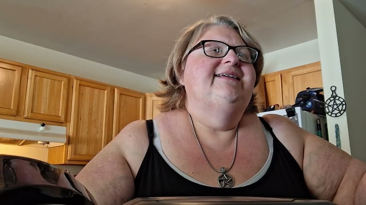 Hi! I'm MamaRex!