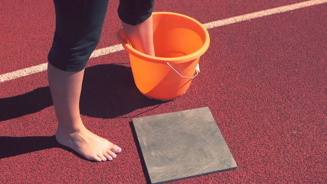 Take the Wiggle Wet Test: Learn Your Foot Type