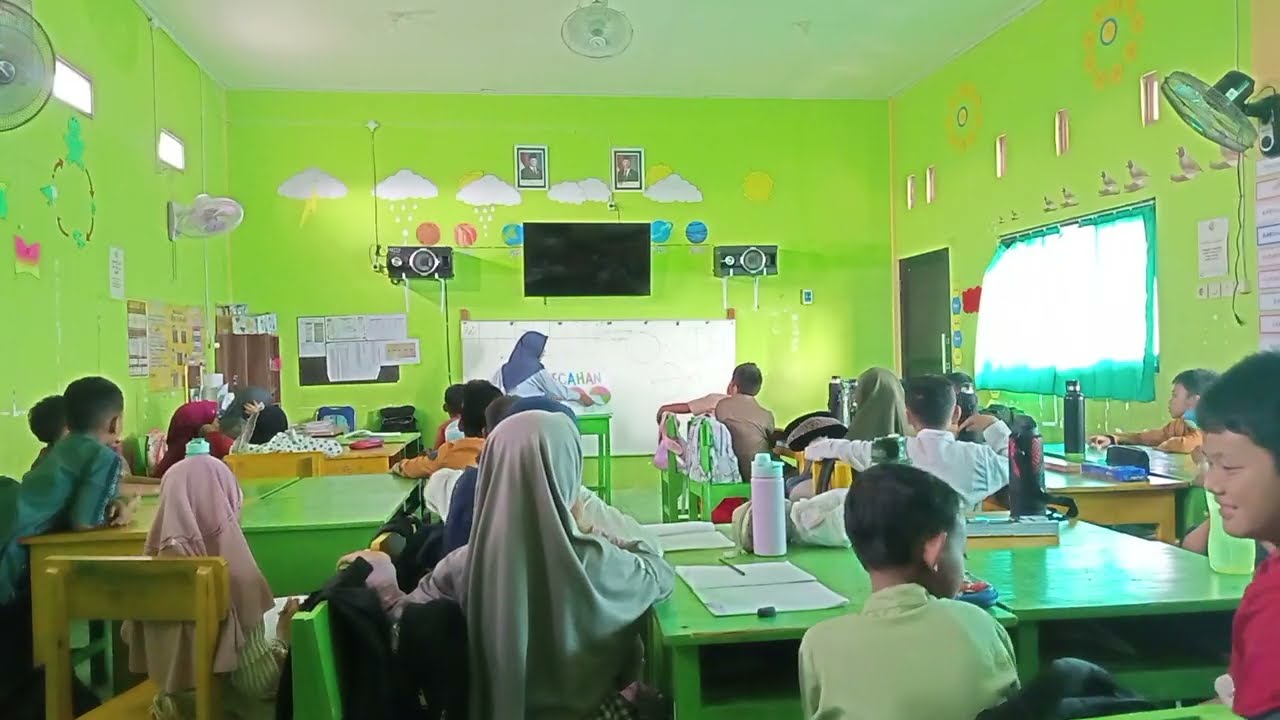 Microteaching Matematika Kelas IV / Fase B - Pecahan