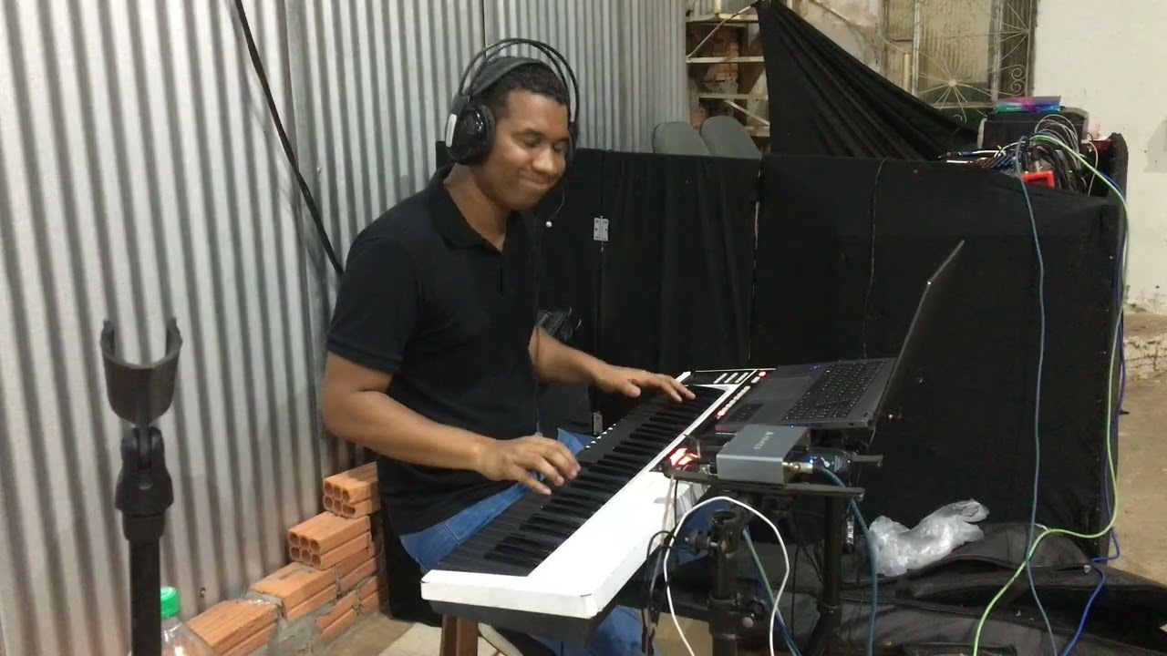 Colocando Piano na música da igreja  | GRAVANDO NA IGREJA Ep. 5
