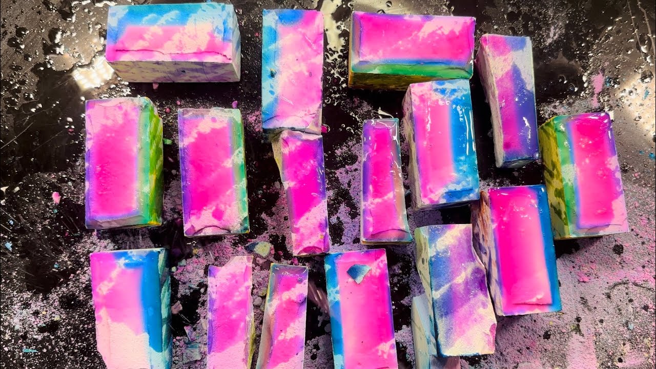 Satisfying ASMR: Purple, Teal & Green Dyed Gym Chalk