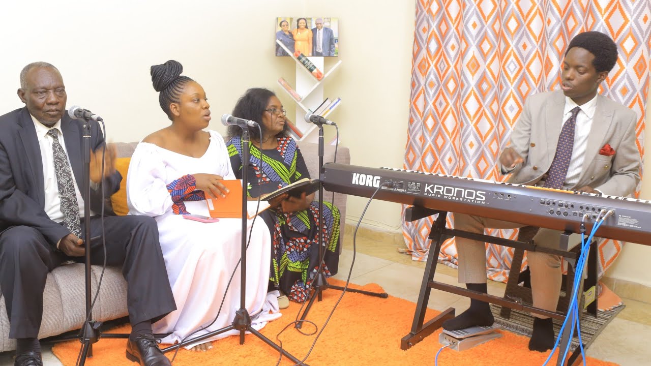 Family Worship - Lilian Kirui Ft Mummy & Daddy || Pianist Kasmuel McOure & Varch Media