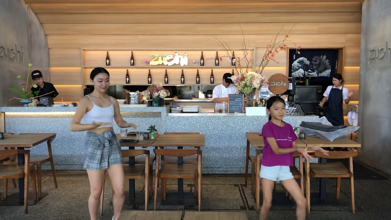 Tik tok dance at Zushi!