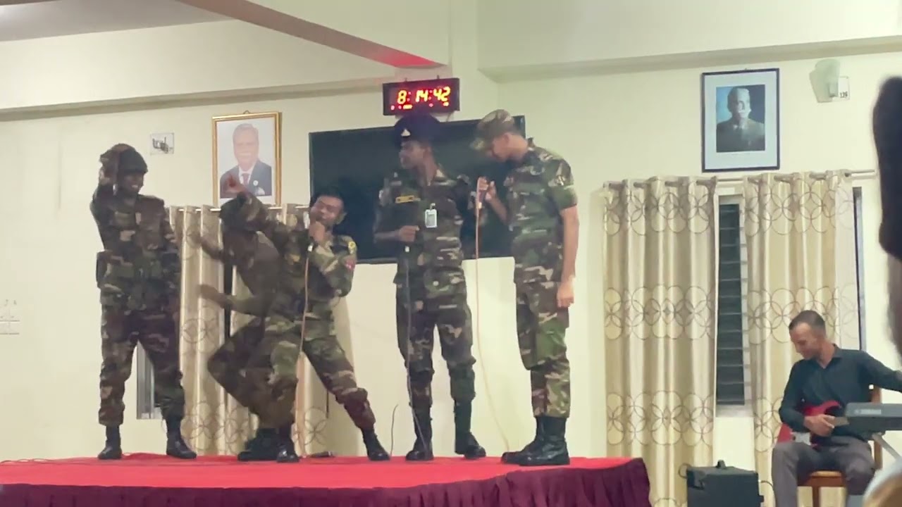বাংলাদেশ সেনাবাহিনী একটি কৌতুক 😂😂