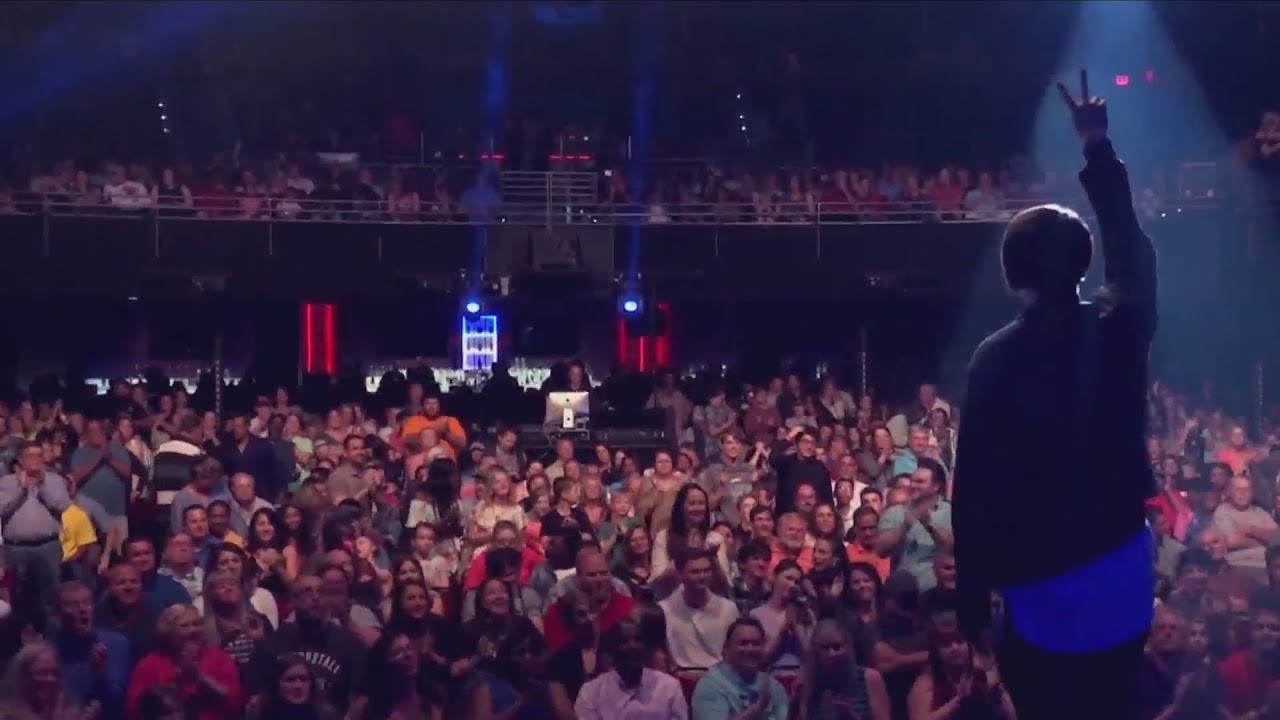 Live from Branson: Ozarks Live! - Reza Edge of Illusion - 10/16/20