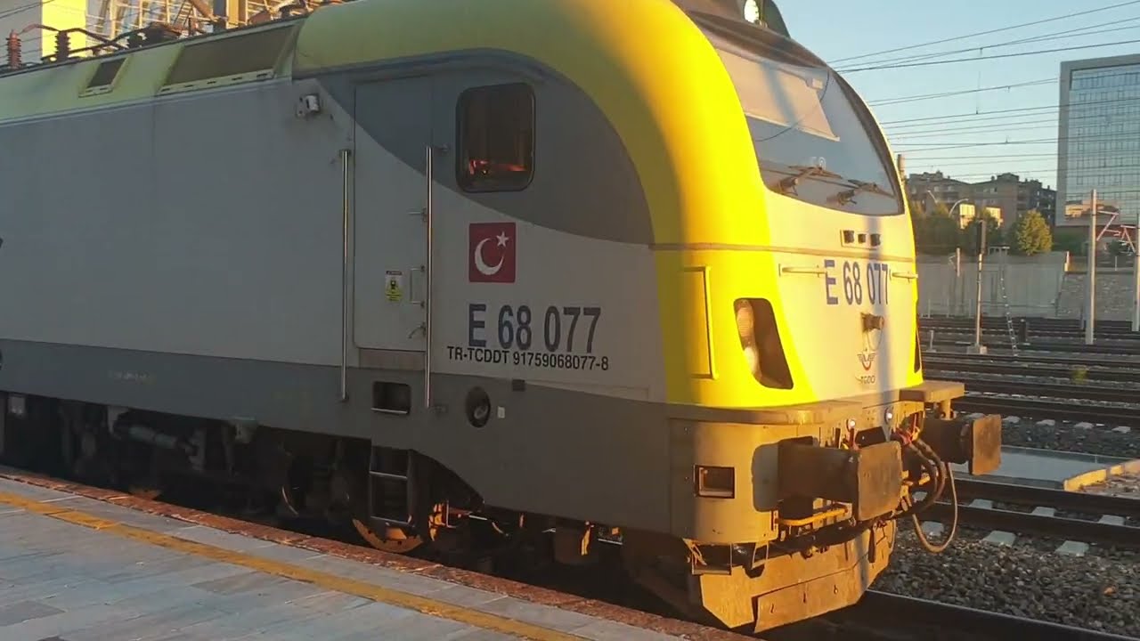 TCDD | E 68077 | İzmir Mavi Treni