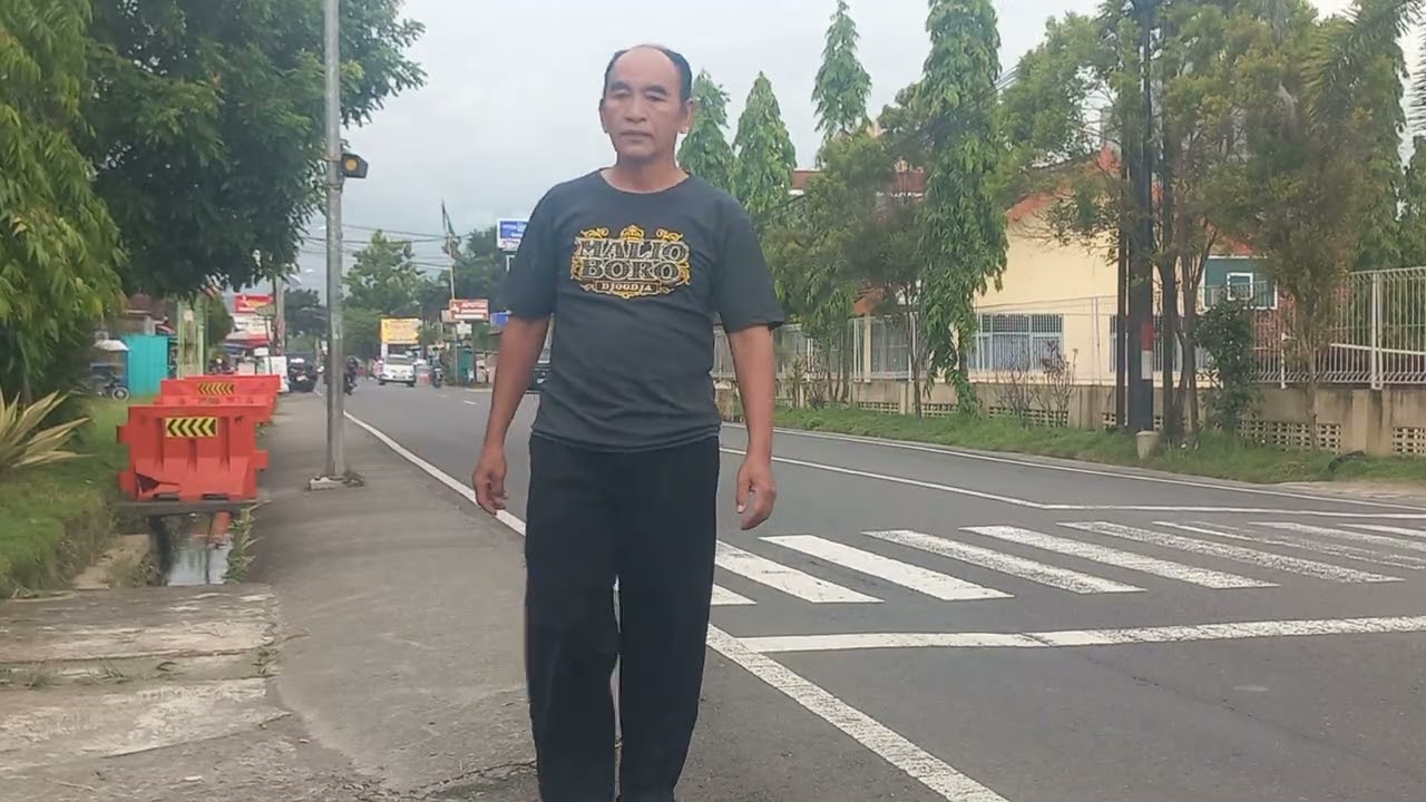 Seringnya terjadi laka kendaraan,Jln Nanggulan bisa jadi karena kurangnya Kehati-hatian pengendara
