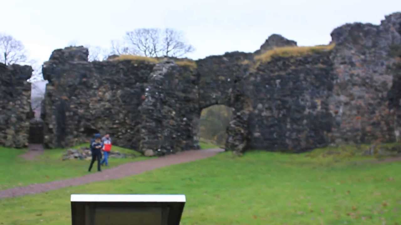 Skyrim in real life- Exploring an ancient Scottish castle! DUN DUN DUN!!!