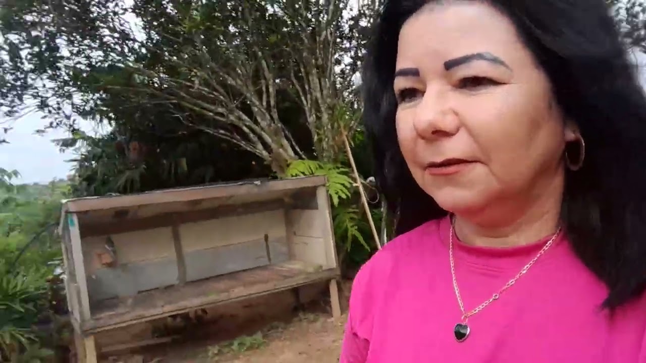 Bom dia pessoal, tô de volta por aqui, beijos pra vocês. 